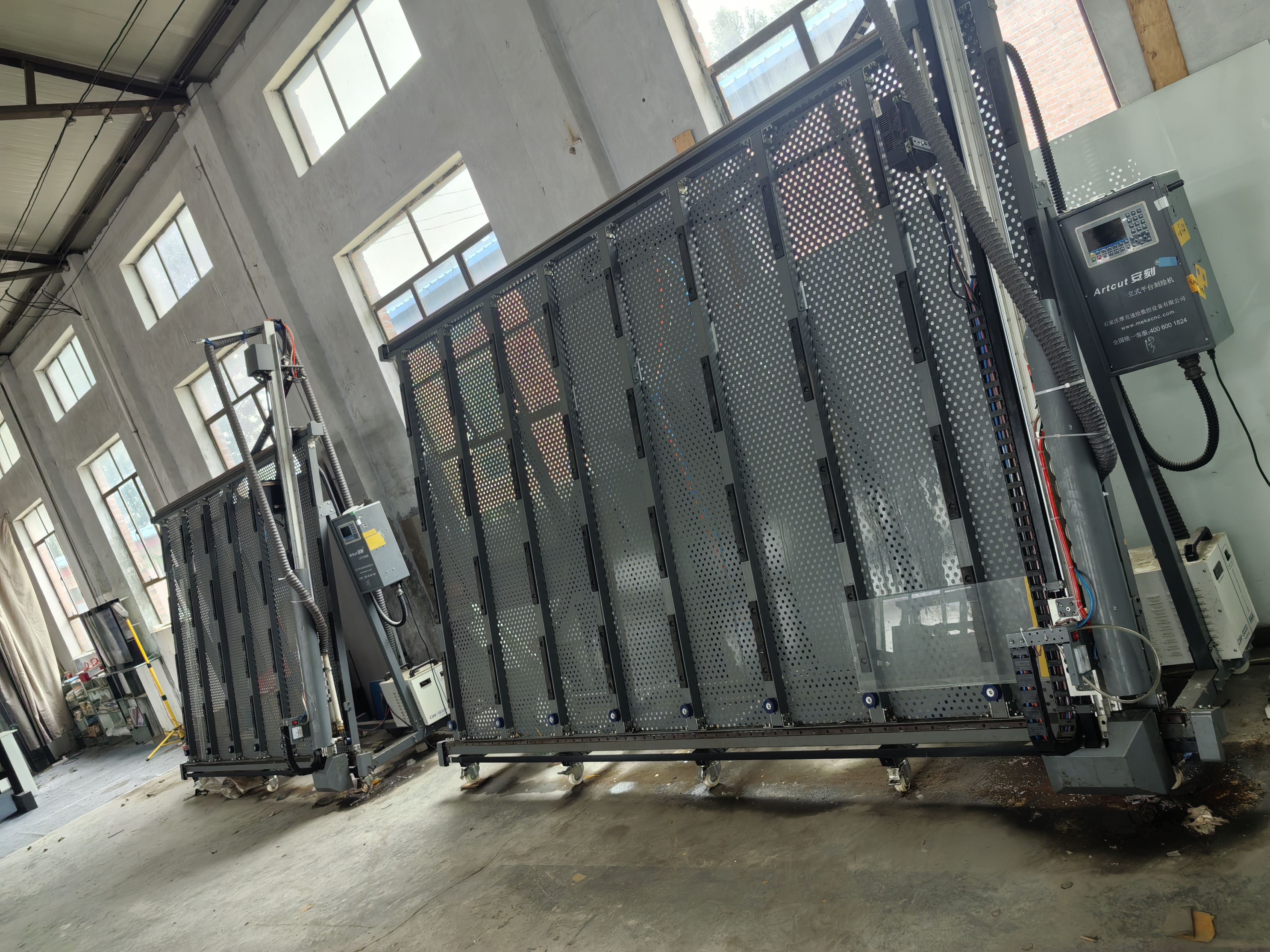 Vertical glass processing equipment inside the factory